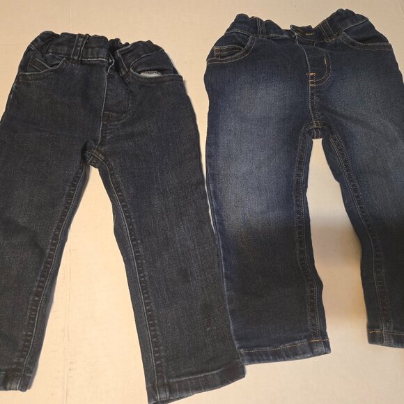 2T toddler/boy jeans 2 pairs - Picture 1 of 4